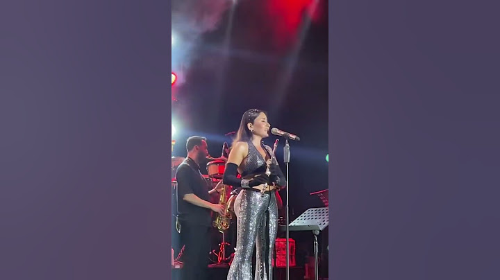 Flütü çaldığı zaman gözlerini kapatınca neler hissediyordur.. Melek Mosso #pop #konser #melekmosso