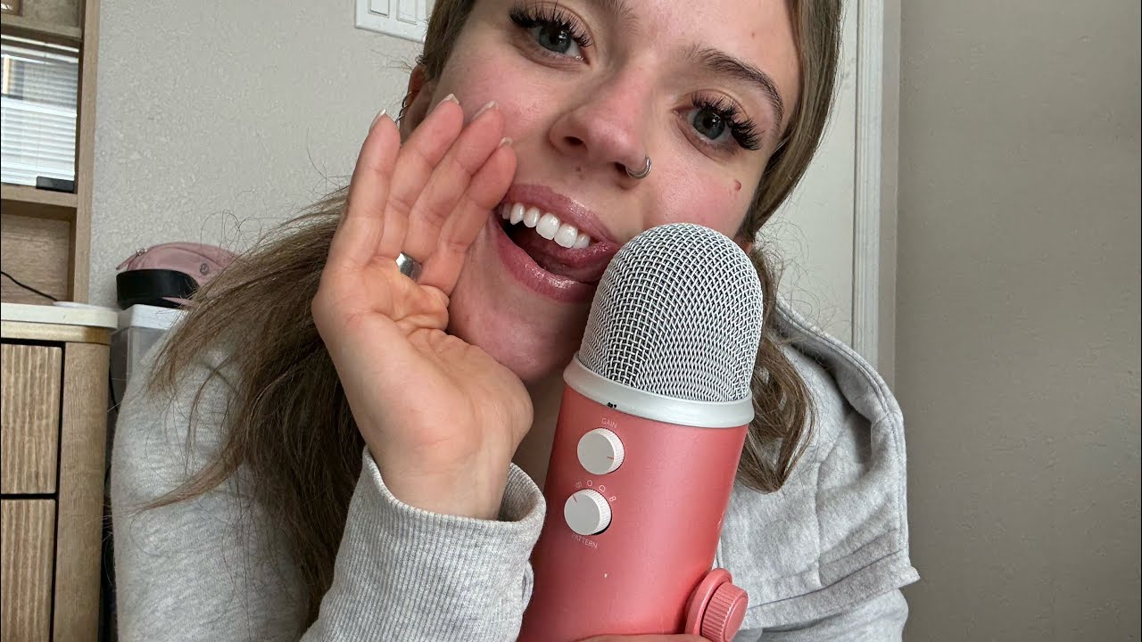 ASMR| Ear to Ear Mouth Sounds! Mic Scratching & Tapping| (I’m back)