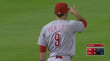 CIN@STL: Peraza stays with the play, nabs Piscotty