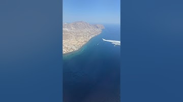 🇬🇷 Aegean Airlines Airbus 320 landing in Santorini, Greece