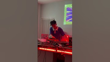 #audiovisual #generative #snake #generativeartist #hydra #electronicmusic #shorts