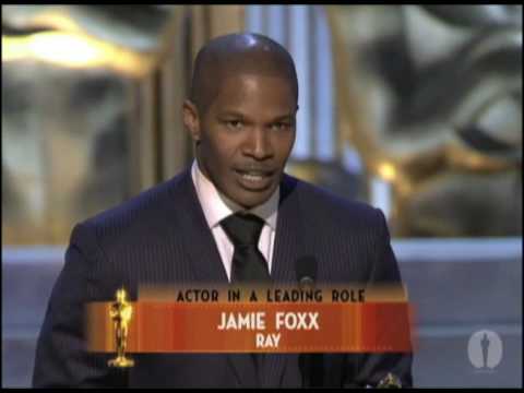 Jamie Foxx winning Best Actor for "Ray"