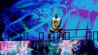 Chris Brown- call me everyday live