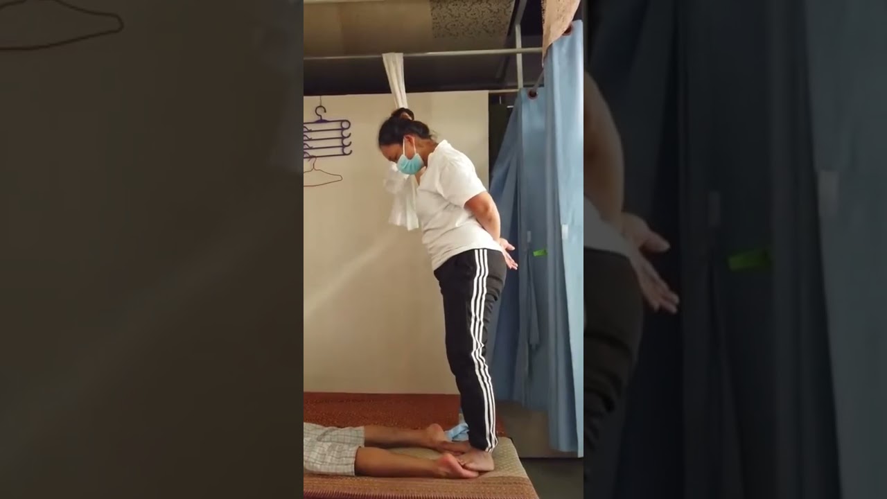 Strong BACK WALKING Massage