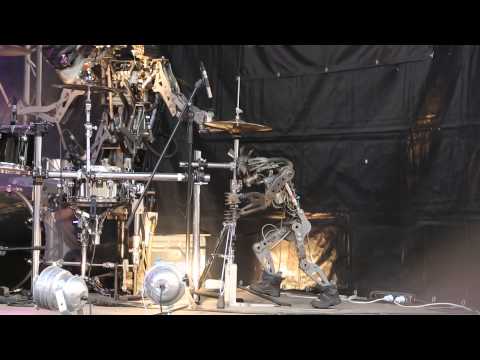 Compressorhead - Iron Man (Black Sabbath Cover) (live in Moscow, Russia)