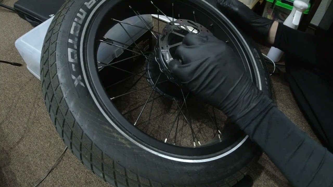 Motor wheel replacement - YouTube