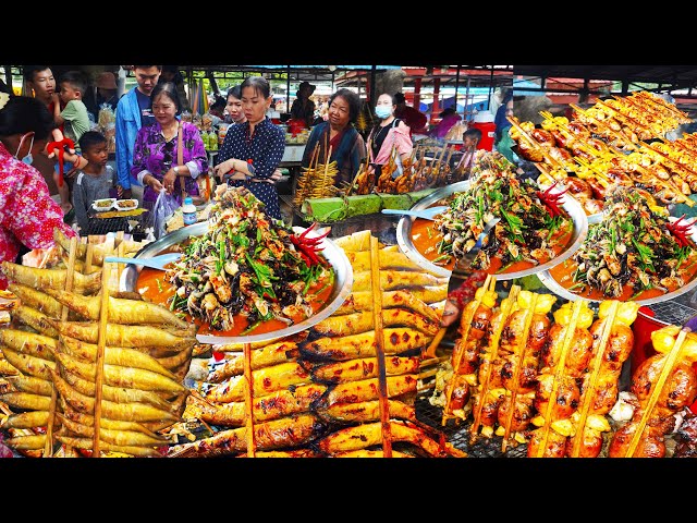 Massive supplies of street food, best street food lovers destination, Cambodian street food class=