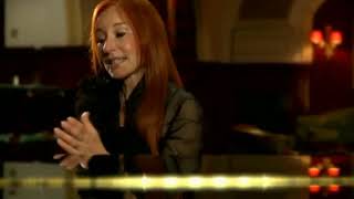 Tori Amos - Teil Interview Part 2  2009