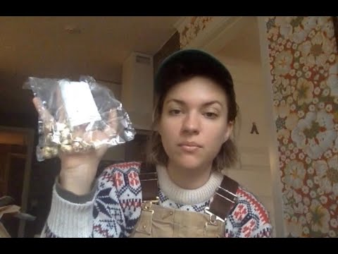I’m avoiding my inbox, Thalia didn’t come, I shot the first video.