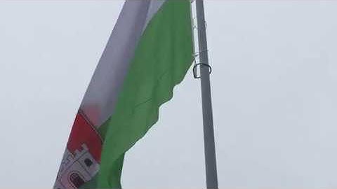 Closeup on the flutter of a flag