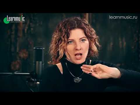 Студия. Voice up. Уроки вокала. Студия вокала войс ап. Реклама школы вокала для взрослых.