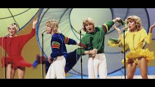 Bucks Fizz - Bobby Gee v David Van Day