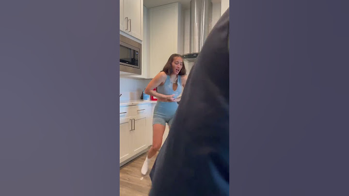Putting ice down my GF shirt prank 😂 #shorts