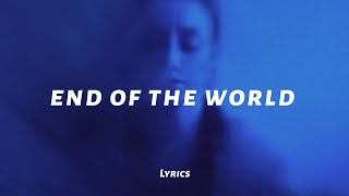 Paris Snow - Its The End Of The World And I'm Afraid To Let Go Of You (Lyrics) ft.The Girl Next Door Resimi