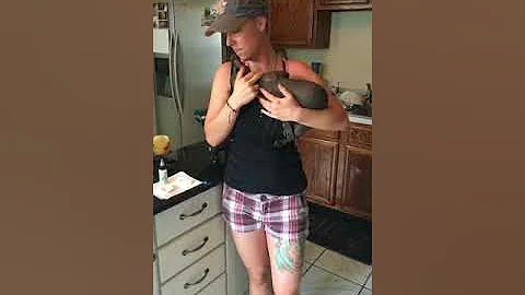 Watch the video about How to clean your Hairless Pet’s Eyes!