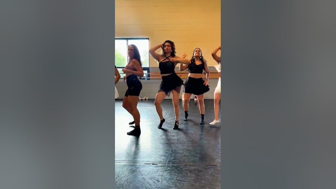 #baile #papasito #papacito #karolg #tropicoqueta