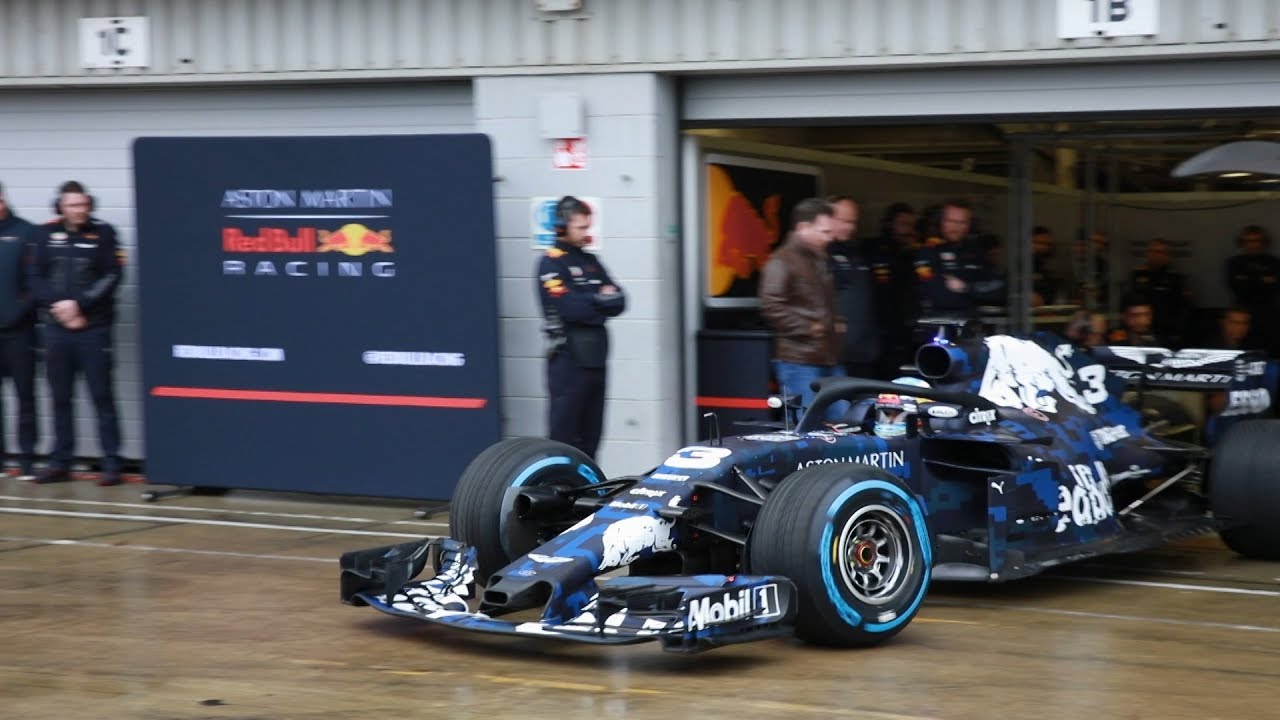 Komedieserie Spænde Forbandet Red Bull's 2018 Contender Hits The Track At Silverstone - YouTube