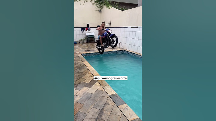 Grau na piscina 🤔? Jogaria a sua moto assim ? #grau #motovlog #shortes #xracing
