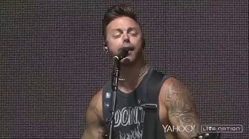 Bullet For My Valentine - Raising Hell (Live at Clarkston 2015)