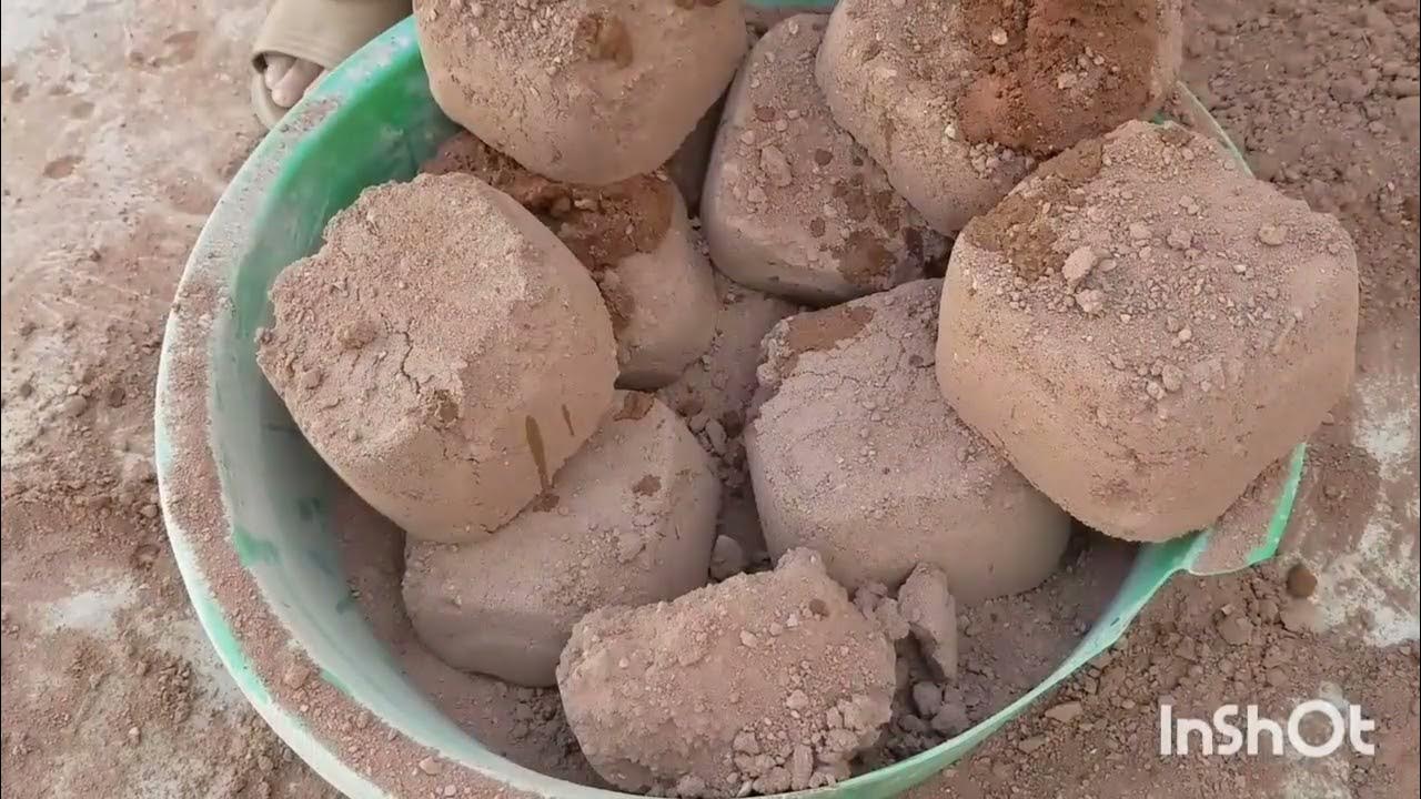 asmr-soft-gritty-crunchy-red-dirt-clay-floor-crumbling-paste-pouring