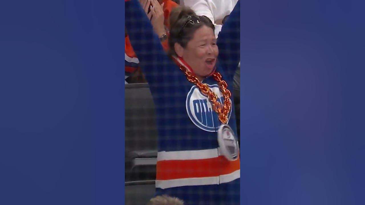 Worst Oilers fan ever? 🫣🫢