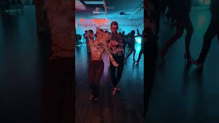 Daniel y Tom Bachata Social Dance - La Vecina Kewin Cosmos