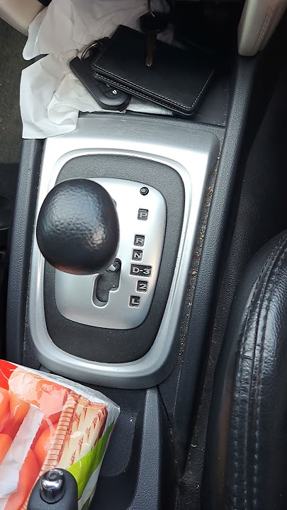 Cara menyalip dengan mobil matic #shorts #matic #kickdown #toyota