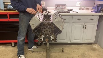 LQ4 6.0 LS build, assembly time-lapse from bare block to long block in 8 minutes