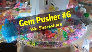 Gem Pusher #6 Cow Play Cow Moo Sweet Land 5 Claw Machine