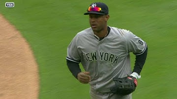 NYY@DET: Hicks makes a great sliding catch in right