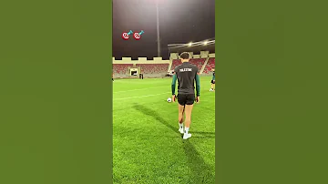وسام ابو علي يحرز هدف عالمي في التدريب مع منتخب بلاده وسام ابوعلي الاهلي 