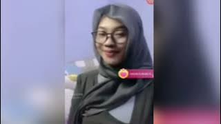 Indi sonia mentari goyang pake kacamata | hijab style |muslim fashion