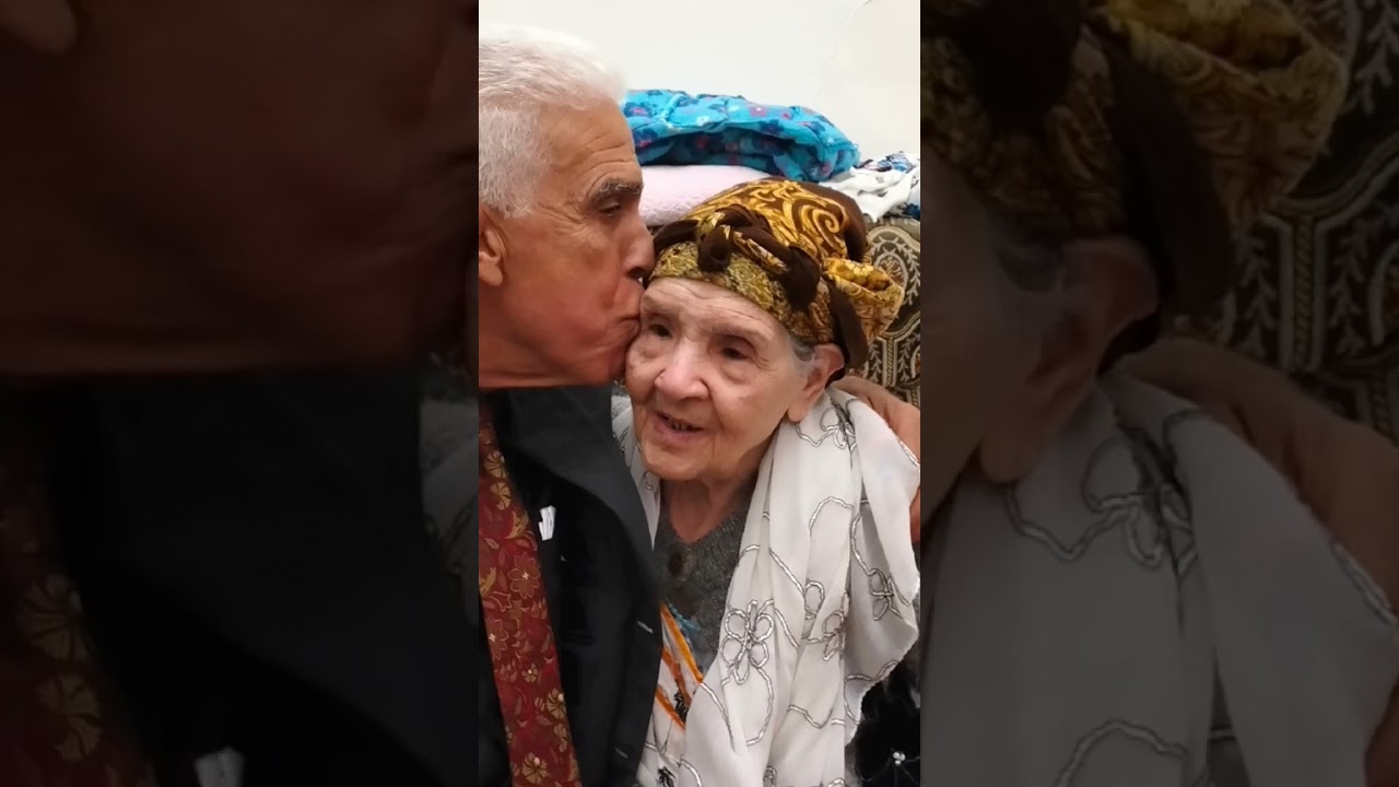 ربي يشافيها ويطول في عمرها