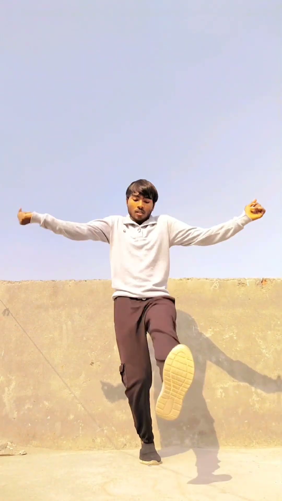 Youka - Hm Hm Hm l Dance Cover l Vinod l #hmhmhm #trending #youka #dance #shortvideo #shortsdance