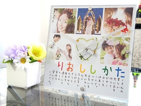 記念日に花束をデートで渡す名前の詩、世界で一つプレゼントもセットでサプライズ演出