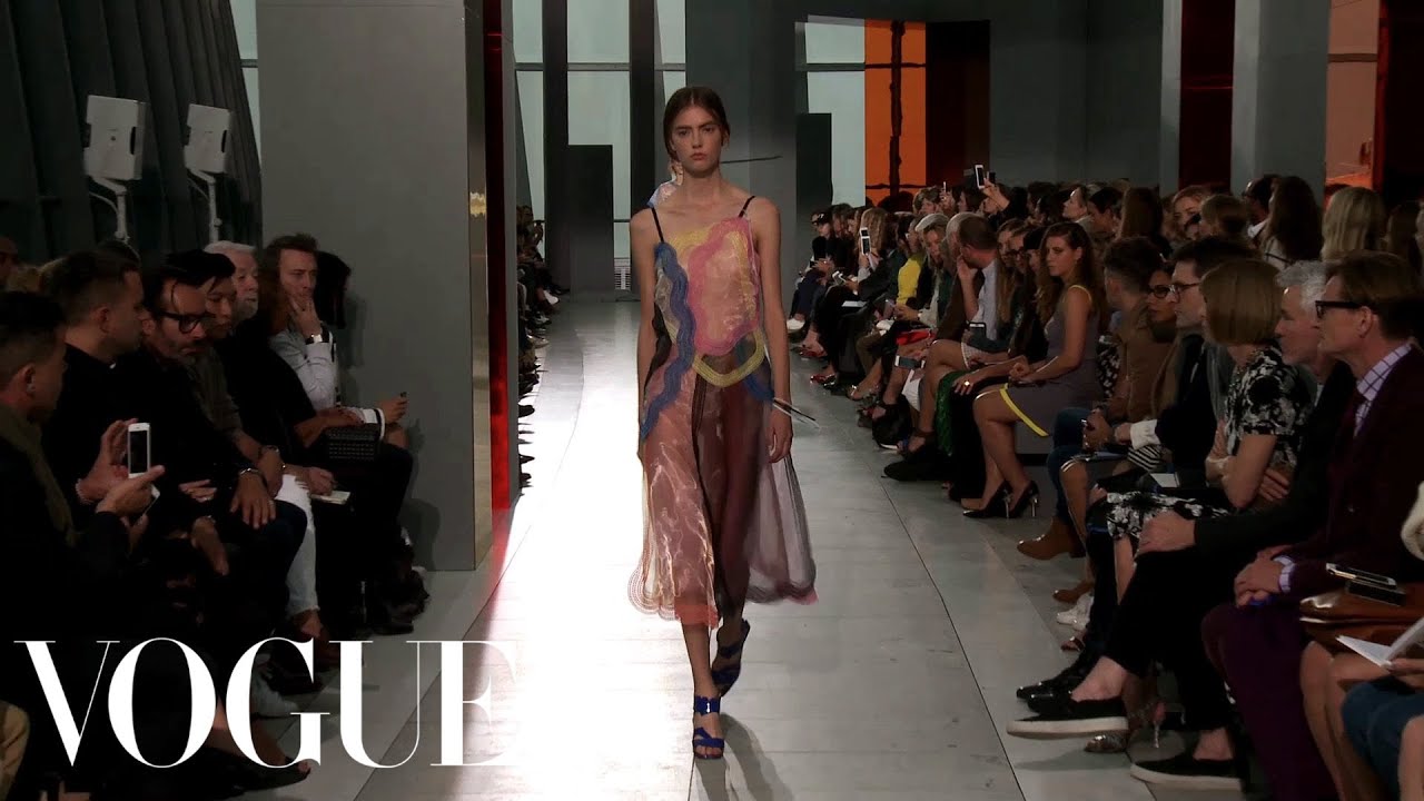 Christopher Kane Spring 2016 Ready-to-Wear