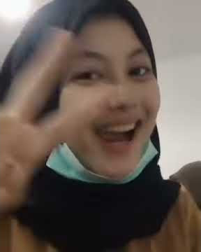 story wa terbaru || cewek cantik ngerokok