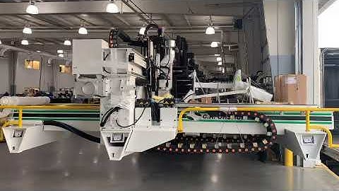 Onsrud HQ: Loading and shipping of an RH-Series! (Time-lapse)