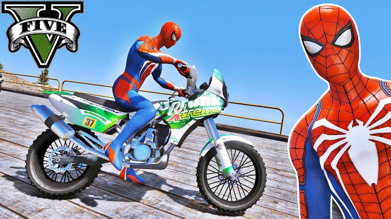 MOTOS com Homem Aranha e Heróis! Desafio PEDs vs Heróis com Motos na Rampa - GTA V Mods - IR GAMES