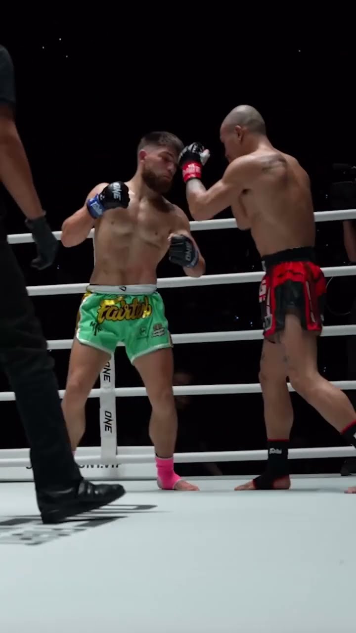 Ellis Badr Barboza made a STATEMENT in his ONE debut ?