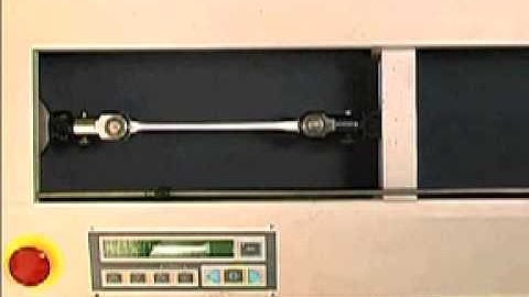 Tensile test on polyethylene: necking, drawing and fracture