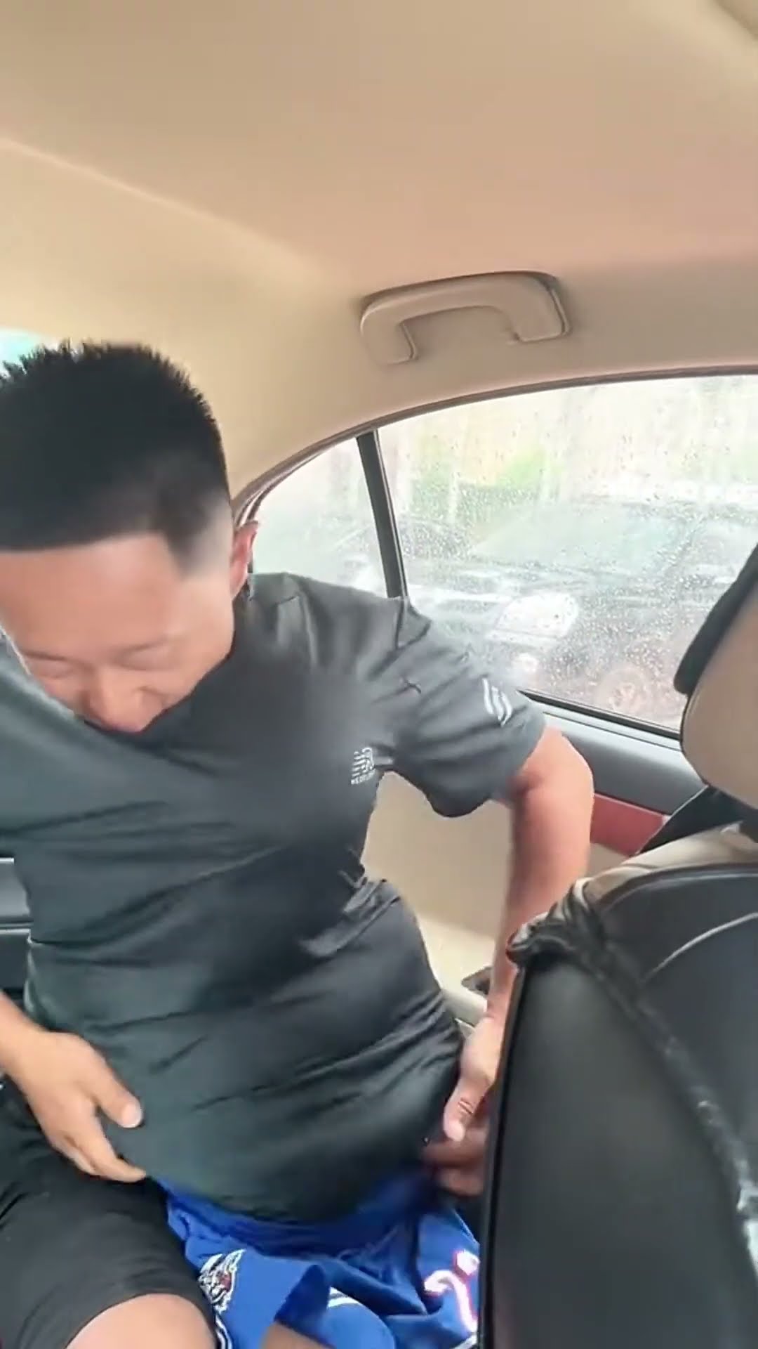 带小米宝出去玩自己回来了 果然是爸爸带娃#Cute baby#Cute#呆萌小米宝#聪明宝宝#萌娃