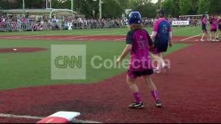CONGRESSIONAL WOMENS SOFTBALL GAME screenshot 4