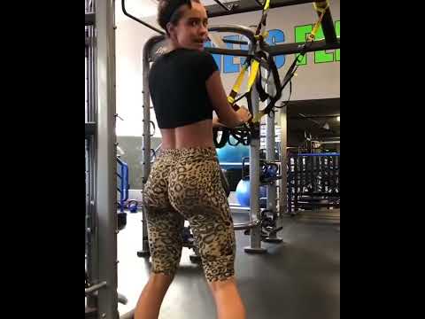 Sommer Ray Nip Slip