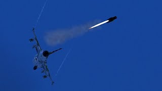 Fighter Pilot forced to Eject after Direct Stinger Missile Hit - ARMA3