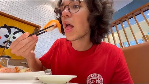 PROVO IL SUSHI A SINGAPORE 🍣 *stavo per vomitare🤢*
