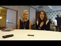 Legacies SDCC 2019: Jenny Boyd (Lizzie Saltzman) and Kaylee Bryant ( Josie Saltzman)