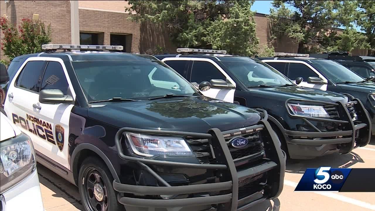 law-enforcement-prepares-for-game-days-in-university-of-oklahoma