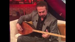 Orhan Gencebay-Bir Teselli Ver (Bağlama Performansı) Resimi