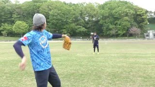 【硬式球】横浜高校に推薦入学の強肩捕手と90m遠投してみた